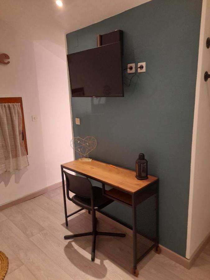 Petit Maison Villageoise Moulineaux Extérieur photo