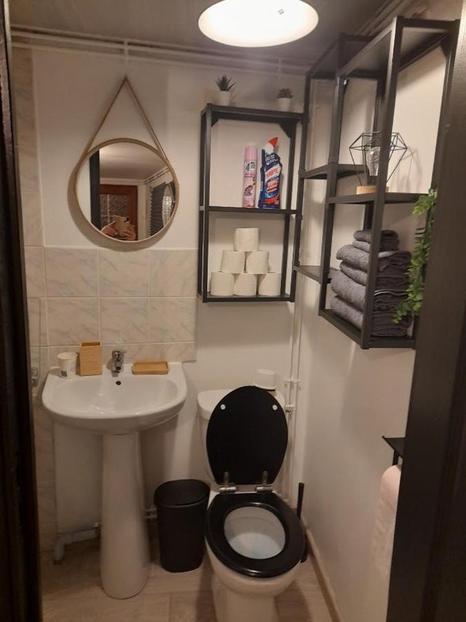 Petit Maison Villageoise Moulineaux Extérieur photo